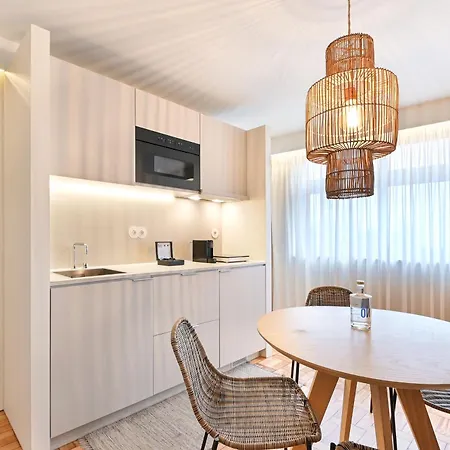 Sleep In Office Apartment *