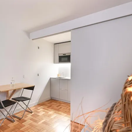 Apartment Sleep In Office