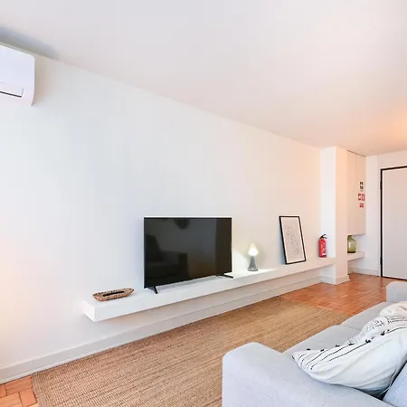 Sleep In Office Oporto