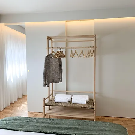 Sleep In Office Apartment *