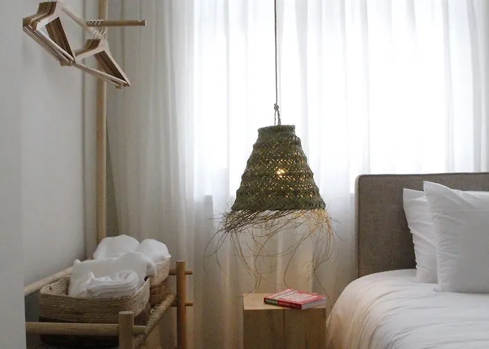 Sleep In Office Oporto