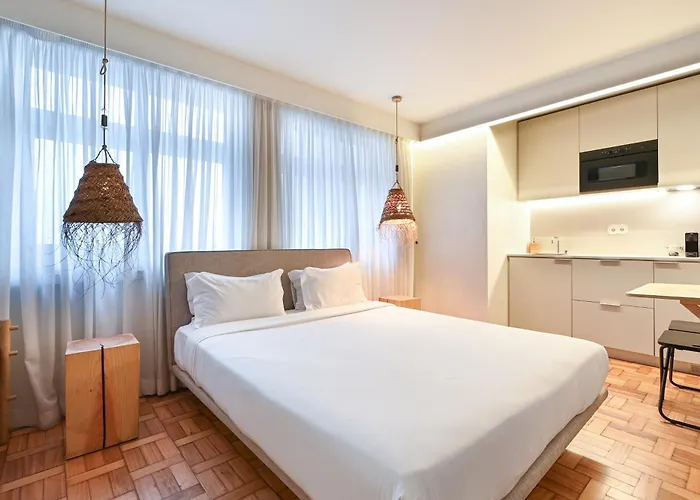 Sleep In Office Porto