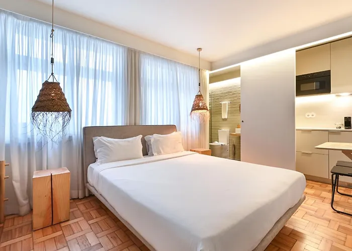 Sleep In Office * Oporto